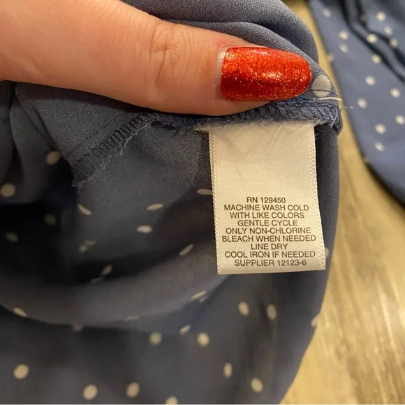 Blue Polka Dot Liz Claiborne Long Sleeve Top - Picture 5 of 6